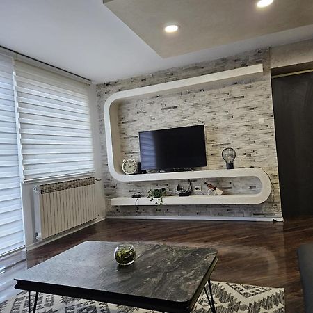 Apartman Daniela SJJ Exteriör bild