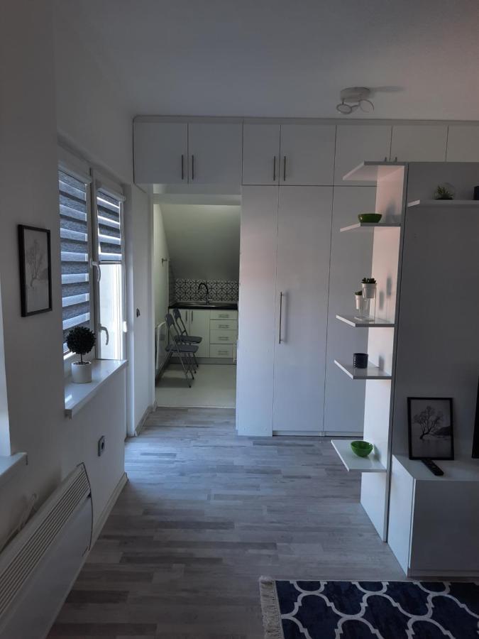 Apartman Daniela SJJ Exteriör bild