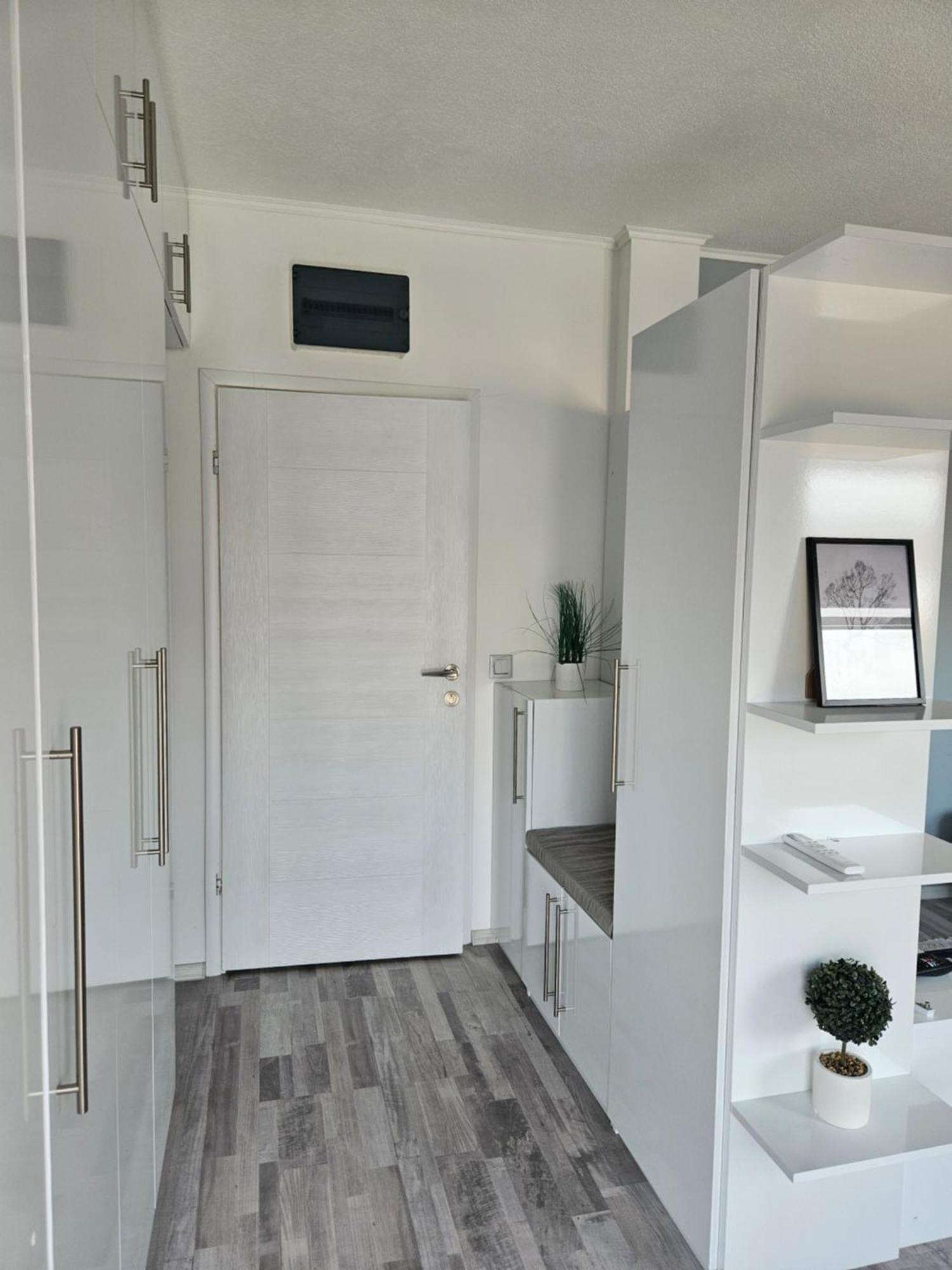 Apartman Daniela SJJ Exteriör bild